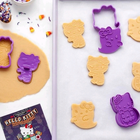 Hello Kitty Cookie Set - Picture 2 of 6